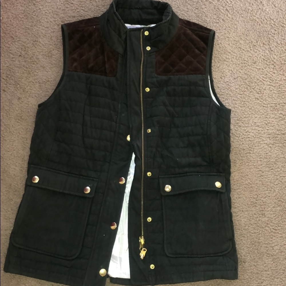 Women’s Vineyard Vines vest